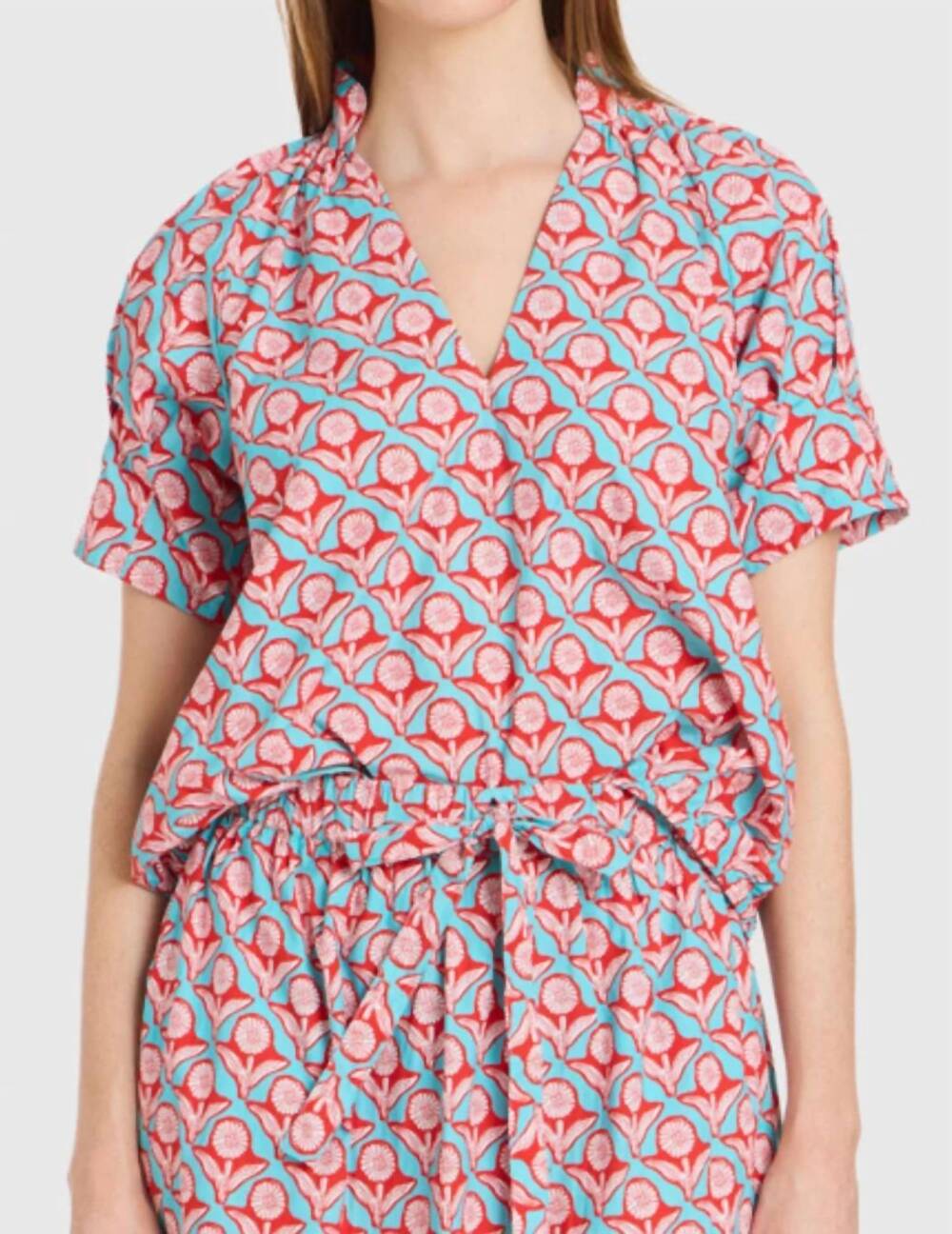 NEW LIVRO merritt top in penny bloom